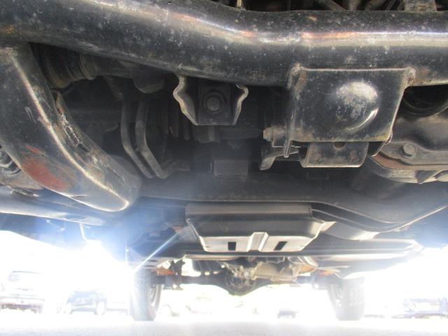 ミニキャブトラック Ｓカスタム　エアコン付　４ＷＤ　４ＷＤ　軽トラック　ＭＴ　エアコン（28枚目）