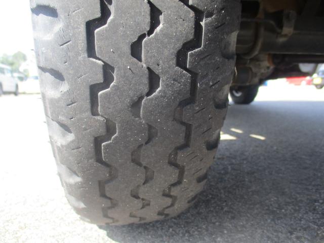 ミニキャブトラック Ｓカスタム　エアコン付　４ＷＤ　４ＷＤ　軽トラック　ＭＴ　エアコン（42枚目）