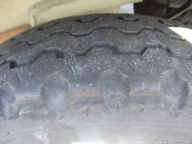 ミニキャブトラック Ｓカスタム　エアコン付　４ＷＤ　４ＷＤ　軽トラック　ＭＴ　エアコン（44枚目）