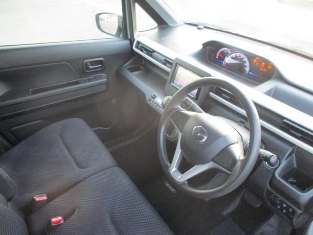 キッズコーナー完備！奥様も安心してゆっくりお車をご覧頂けます。フリードリンクもありますので、ご自由にお召し上がり下さいね♪