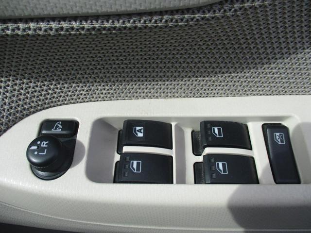 ムーヴ L SAII 4WD クリアランスソナー 衝突被害軽減システム キーレスエントリー アイドリングストップ 電動格納ミラー ベンチシート CVT 盗難防止システム ABS ESC CD アルミホイール 衝突安全ボディ(9枚目)