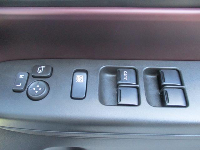 スペーシアカスタム ハイブリッドＧＳ　両側スライド・片側電動　クリアランスソナー　オートクルーズコントロール　レーンアシスト　衝突被害軽減システム　オートライト　ＬＥＤヘッドランプ　スマートキー　アイドリングストップ　電動格納ミラー（14枚目）