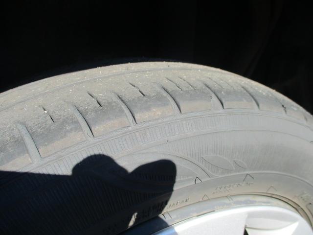 ワゴンR ハイブリッドFX 4WD ETC レーンアシスト 衝突被害軽減システム オートライト スマートキー アイドリングストップ 電動格納ミラー シートヒーター ベンチシート CVT 盗難防止システム ABS ESC CD(29枚目)