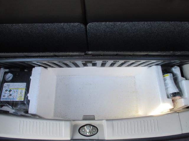 ワゴンR ハイブリッドFX ETC クリアランスソナー 衝突被害軽減システム オートライト キーレスエントリー アイドリングストップ 電動格納ミラー シートヒーター ベンチシート CVT 盗難防止システム ABS ESC CD(28枚目)