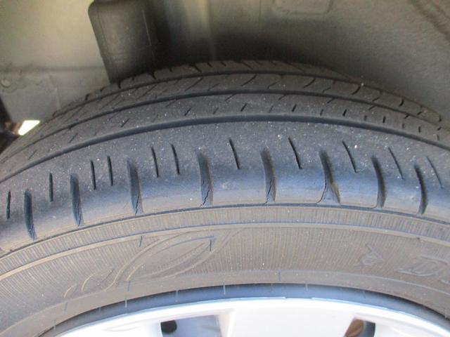 ワゴンR ハイブリッドFX ETC クリアランスソナー 衝突被害軽減システム オートライト キーレスエントリー アイドリングストップ 電動格納ミラー シートヒーター ベンチシート CVT 盗難防止システム ABS ESC CD(38枚目)