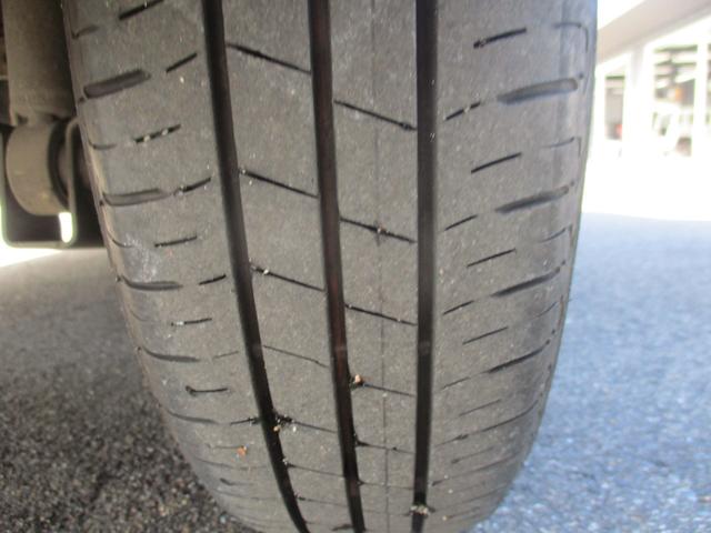 アルトラパン S クリアランスソナー レーンアシスト 衝突被害軽減システム オートライト HID スマートキー アイドリングストップ シートヒーター ベンチシート CVT 盗難防止システム ABS ESC CD(34枚目)