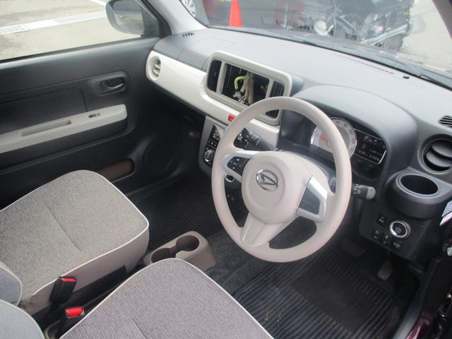 キッズコーナー完備！奥様も安心してゆっくりお車をご覧頂けます。フリードリンクもありますので、ご自由にお召し上がり下さいね♪