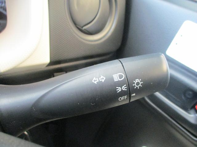 アルト F 4WD 衝突被害軽減システム キーレスエントリー シートヒーター AT 盗難防止システム ABS ESC CD ミュージックプレイヤー接続可 衝突安全ボディ エアコン パワーステアリング(9枚目)