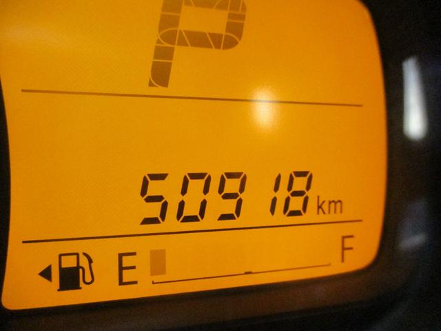 アルト F 4WD 衝突被害軽減システム キーレスエントリー シートヒーター AT 盗難防止システム ABS ESC CD ミュージックプレイヤー接続可 衝突安全ボディ エアコン パワーステアリング(30枚目)