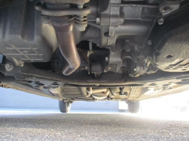 アルトラパン モード　クリアランスソナー　レーンアシスト　衝突被害軽減システム　オートライト　ＨＩＤ　スマートキー　アイドリングストップ　電動格納ミラー　シートヒーター　ベンチシート　ＣＶＴ　盗難防止システム　ＡＢＳ（30枚目）