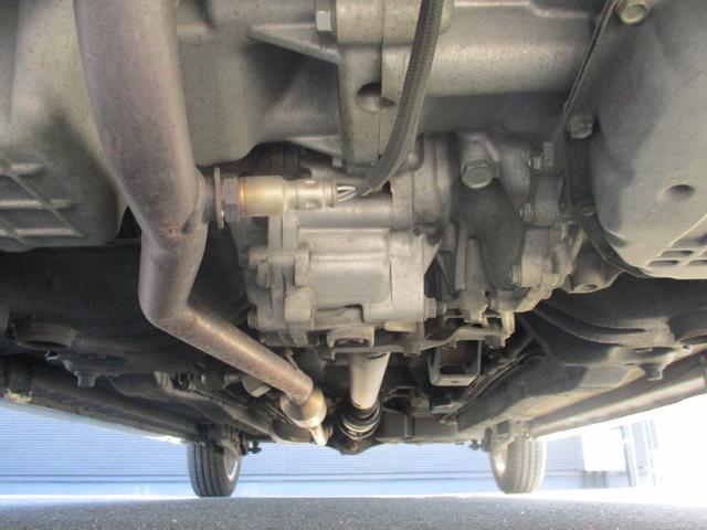 ワゴンＲ ＦＸリミテッド　４ＷＤ　ナビ　スマートキー　アイドリングストップ　電動格納ミラー　シートヒーター　ベンチシート　ＣＶＴ　盗難防止システム　ＡＢＳ　アルミホイール　衝突安全ボディ　エアコン　パワーステアリング（33枚目）