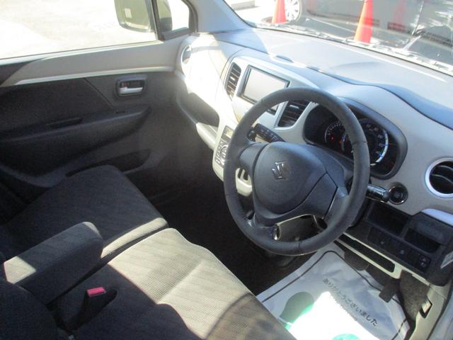 ワゴンＲ ＦＸリミテッド　４ＷＤ　ナビ　スマートキー　アイドリングストップ　電動格納ミラー　シートヒーター　ベンチシート　ＣＶＴ　盗難防止システム　ＡＢＳ　アルミホイール　衝突安全ボディ　エアコン　パワーステアリング（41枚目）