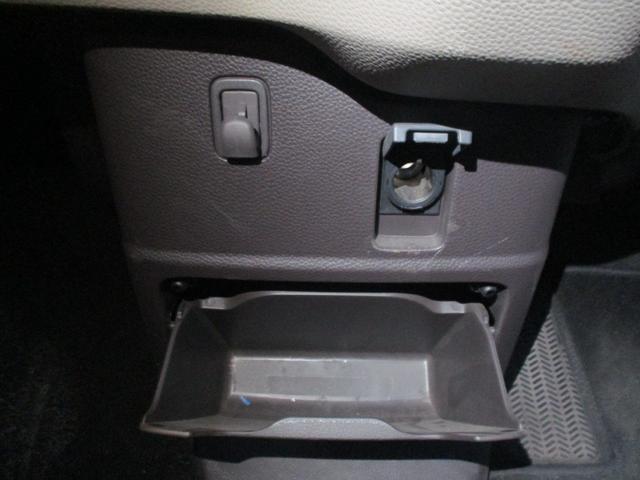 Ｎ－ＢＯＸ Ｇホンダセンシング　ドライブレコーダー　バックカメラ　両側スライドドア　ナビ　ＴＶ　クリアランスソナー　オートクルーズコントロール　レーンアシスト　衝突被害軽減システム　オートライト　ＬＥＤヘッドランプ　スマートキー（11枚目）