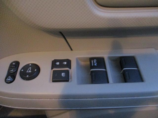 Ｎ－ＢＯＸ Ｇホンダセンシング　ドライブレコーダー　バックカメラ　両側スライドドア　ナビ　ＴＶ　クリアランスソナー　オートクルーズコントロール　レーンアシスト　衝突被害軽減システム　オートライト　ＬＥＤヘッドランプ　スマートキー（13枚目）