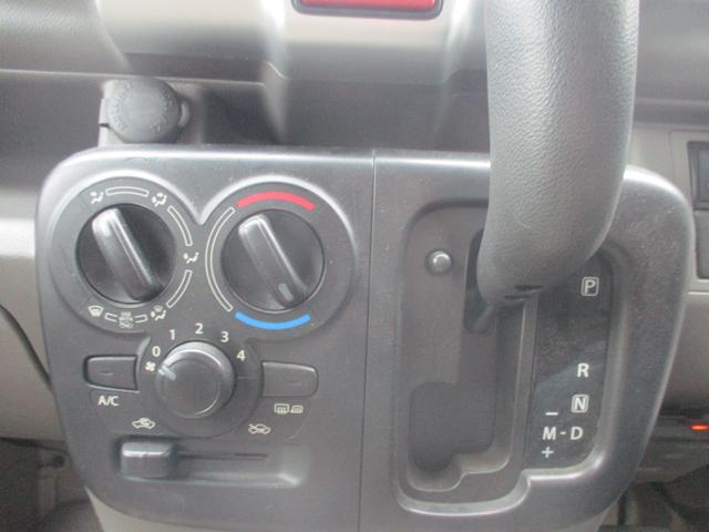 エブリイ ジョイン　４ＷＤ　ＡＴ　衝突被害軽減システム　ＥＴＣ　ナビ　バックカメラ　両側スライドドア　キーレスエントリー　電動格納ミラー　盗難防止システム　アルミホイール　ＡＢＳ　ＥＳＣ　エアコン（10枚目）