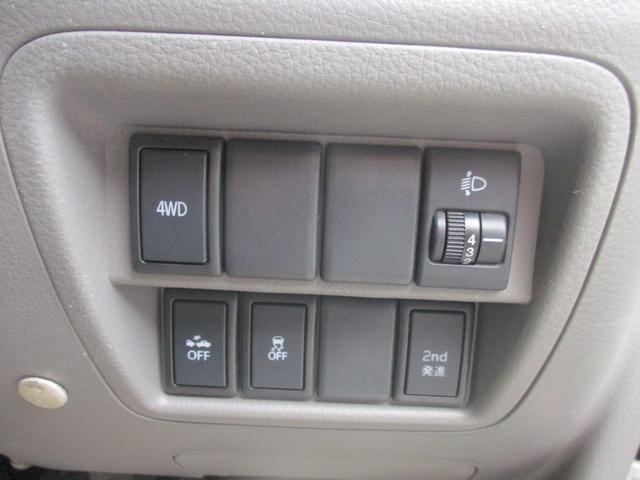 エブリイ ジョイン　４ＷＤ　ＡＴ　衝突被害軽減システム　ＥＴＣ　ナビ　バックカメラ　両側スライドドア　キーレスエントリー　電動格納ミラー　盗難防止システム　アルミホイール　ＡＢＳ　ＥＳＣ　エアコン（11枚目）