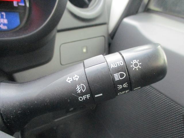 ムーヴ カスタム　Ｘ　ＶＳスマートセレクションＳＡ　ＥＴＣ　バックカメラ　ナビ　衝突被害軽減システム　オートライト　ＬＥＤヘッドランプ　スマートキー　アイドリングストップ　電動格納ミラー　ベンチシート　ＣＶＴ　盗難防止システム　ＡＢＳ　ＥＳＣ（12枚目）