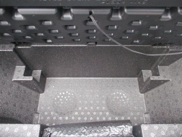 ムーヴ カスタム　Ｘ　ＶＳスマートセレクションＳＡ　ＥＴＣ　バックカメラ　ナビ　衝突被害軽減システム　オートライト　ＬＥＤヘッドランプ　スマートキー　アイドリングストップ　電動格納ミラー　ベンチシート　ＣＶＴ　盗難防止システム　ＡＢＳ　ＥＳＣ（28枚目）