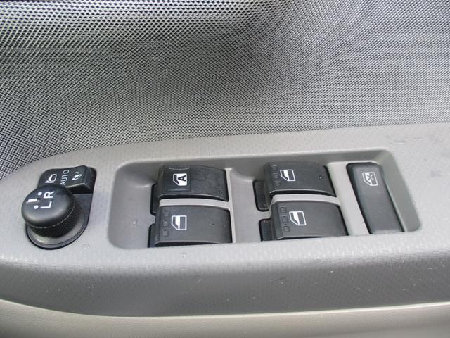 キャスト スタイルＸ　ＳＡＩＩ　ナビ　衝突被害軽減システム　オートライト　スマートキー　アイドリングストップ　電動格納ミラー　ベンチシート　ＣＶＴ　盗難防止システム　ＡＢＳ　ＥＳＣ　衝突安全ボディ　エアコン　パワーステアリング（14枚目）