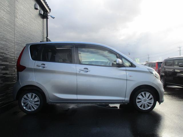 デイズ Ｊ　ＥＴＣ　衝突被害軽減システム　キーレスエントリー　アイドリングストップ　電動格納ミラー　ベンチシート　ＣＶＴ　ＡＢＳ　ＥＳＣ　ＣＤ　衝突安全ボディ　エアコン　パワーステアリング　パワーウィンドウ（18枚目）