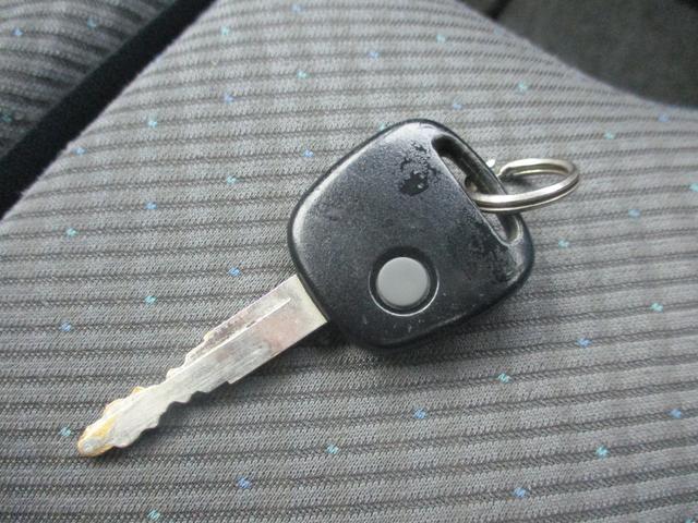 ワゴンR FX ドライブレコーダー キーレスエントリー アイドリングストップ 電動格納ミラー シートヒーター ベンチシート CVT 盗難防止システム ABS CD ミュージックプレイヤー接続可 衝突安全ボディ(13枚目)