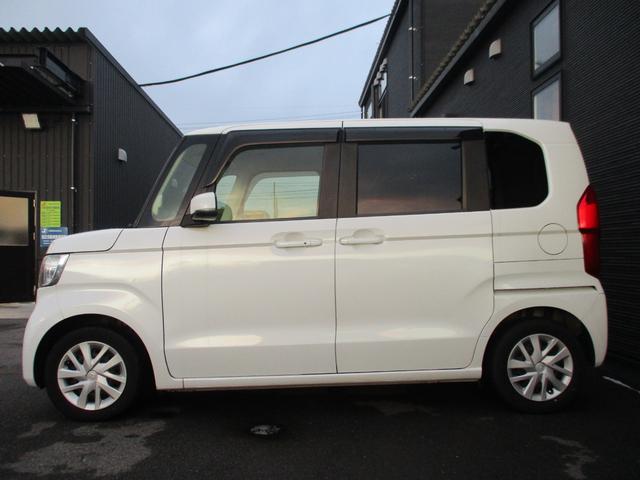 N-BOX G 両側スライドドア ナビ LEDヘッドランプ スマートキー アイドリングストップ 電動格納ミラー ベンチシート CVT 盗難防止システム ABS ESC 衝突安全ボディ エアコン パワーステアリング(18枚目)