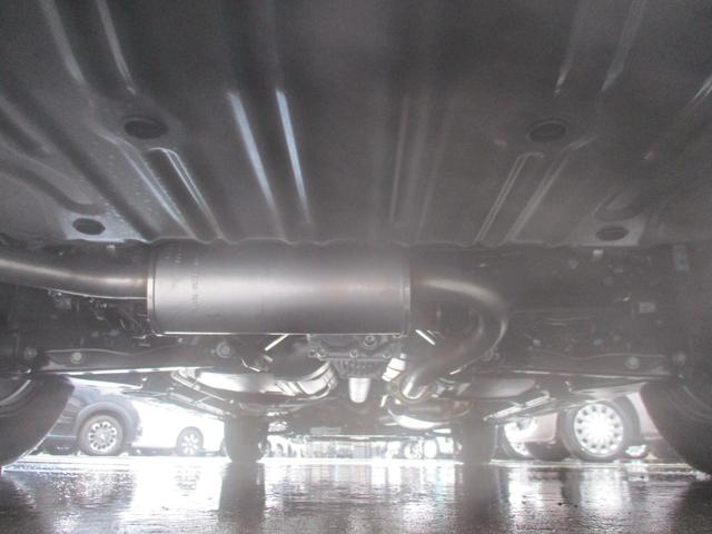 セレナ ハイウェイスターＶ　４ＷＤ　全周囲カメラ　ナビ　クリアランスソナー　オートクルーズコントロール　衝突被害軽減システム　両側電動スライドドア　オートマチックハイビーム　オートライト　ＬＥＤヘッドランプ　スマートキー（32枚目）