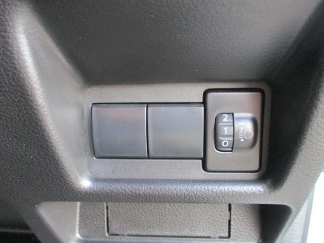 スペーシア ハイブリッドＧ　両側スライドドア　クリアランスソナー　オートクルーズコントロール　レーンアシスト　衝突被害軽減システム　オートライト　ＬＥＤヘッドランプ　スマートキー　アイドリングストップ　電動格納ミラー（14枚目）