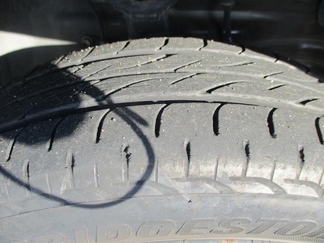 ワゴンＲ ＦＸ　ＥＴＣ　バックカメラ　ＴＶ　キーレスエントリー　アイドリングストップ　電動格納ミラー　ベンチシート　ＣＶＴ　盗難防止システム　ＡＢＳ　ＣＤ　ＵＳＢ　衝突安全ボディ　エアコン　パワーステアリング（29枚目）