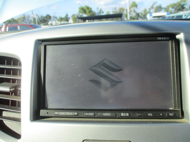 ワゴンＲ ＦＺ　ＥＴＣ　ナビ　衝突被害軽減システム　スマートキー　アイドリングストップ　電動格納ミラー　シートヒーター　ベンチシート　ＣＶＴ　盗難防止システム　ＡＢＳ　ＥＳＣ　アルミホイール　衝突安全ボディ　エアコン（8枚目）