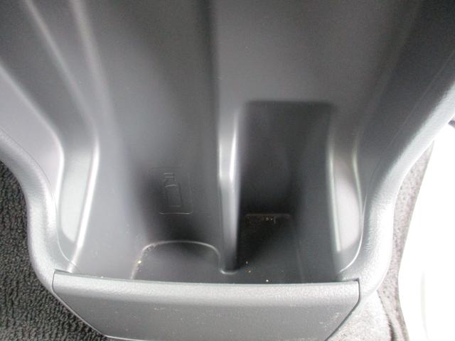 ワゴンＲ ＦＸ　キーレスエントリー　アイドリングストップ　電動格納ミラー　ベンチシート　ＣＶＴ　盗難防止システム　ＡＢＳ　ＣＤ　ミュージックプレイヤー接続可　衝突安全ボディ　エアコン　パワーステアリング（33枚目）