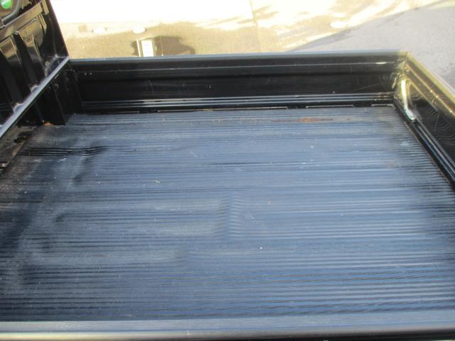 ハイゼットトラック ジャンボＳＡＩＩＩｔ　４ＷＤ　ＭＴ　衝突被害軽減システム　ドライブレコーダー　キーレスエントリー　アルミホイール　ＥＳＣ　エアコン　パワーウィンドウ　運転席エアバッグ　ＣＤ　ＵＳＢ　ミュージックプレイヤー接続可（22枚目）