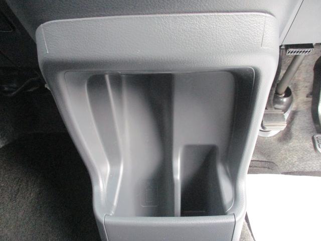 ワゴンＲ ＦＸ　ナビ　キーレスエントリー　アイドリングストップ　電動格納ミラー　シートヒーター　ベンチシート　ＣＶＴ　盗難防止システム　ＡＢＳ　衝突安全ボディ　エアコン　パワーステアリング　パワーウィンドウ（12枚目）