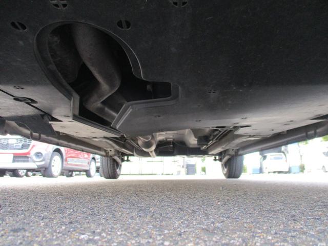 ワゴンＲ ＦＸ　ナビ　キーレスエントリー　アイドリングストップ　電動格納ミラー　シートヒーター　ベンチシート　ＣＶＴ　盗難防止システム　ＡＢＳ　衝突安全ボディ　エアコン　パワーステアリング　パワーウィンドウ（28枚目）