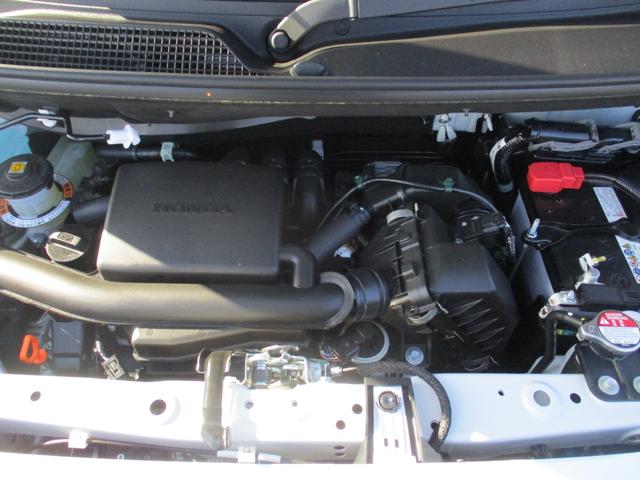 Ｎ－ＢＯＸ ベースグレード　４ＷＤ　バックカメラ　両側スライド・片側電動　クリアランスソナー　オートクルーズコントロール　衝突被害軽減システム　オートライト　ＬＥＤヘッドランプ　スマートキー　アイドリングストップ　電動格納ミラー（22枚目）