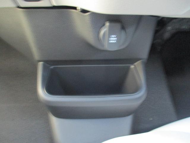 Ｎ－ＢＯＸ ベースグレード　４ＷＤ　バックカメラ　両側スライド・片側電動　クリアランスソナー　オートクルーズコントロール　レーンアシスト　衝突被害軽減システム　オートライト　ＬＥＤヘッドランプ　スマートキー　アイドリングストップ（32枚目）