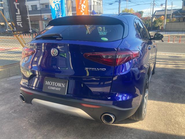 ステルヴィオ 2.0ターボ Q4スポーツパッケージ 黒革シート/シートヒーター/パワーシート ステアリングヒーター 20インチAW 純正ナビ/Bluetooth/フルセグ/Bカメラ/Applecarplay ハーマンカードン レッドキャリパー(23枚目)