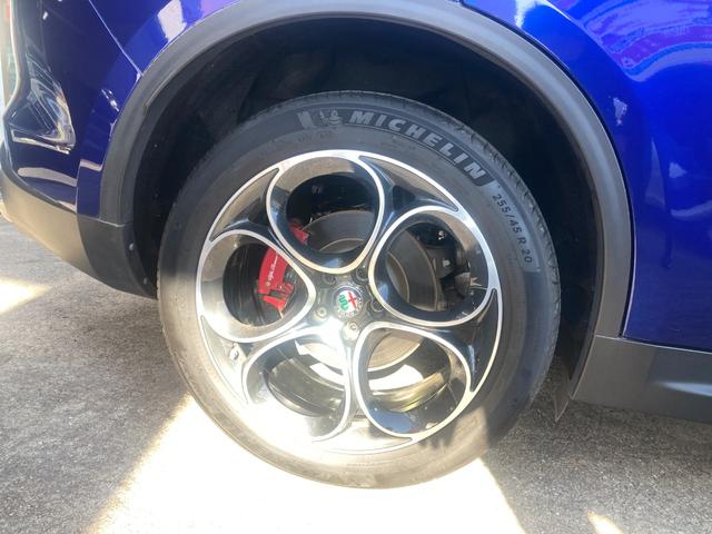 ステルヴィオ 2.0ターボ Q4スポーツパッケージ 黒革シート/シートヒーター/パワーシート ステアリングヒーター 20インチAW 純正ナビ/Bluetooth/フルセグ/Bカメラ/Applecarplay ハーマンカードン レッドキャリパー(35枚目)