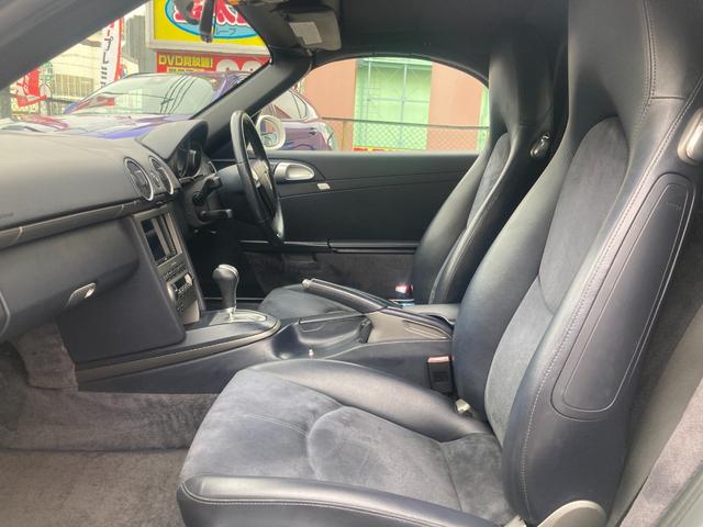 ボクスター ボクスター　バイキセノンヘッドライト　リヤクリアランスソナー　ネイビーレザー／アルカンターラコンビシート　ブラックペイントＡＷ　ディスプレイオーディオ　クルーズコントロール　パドルシフト　電動オープン（46枚目）