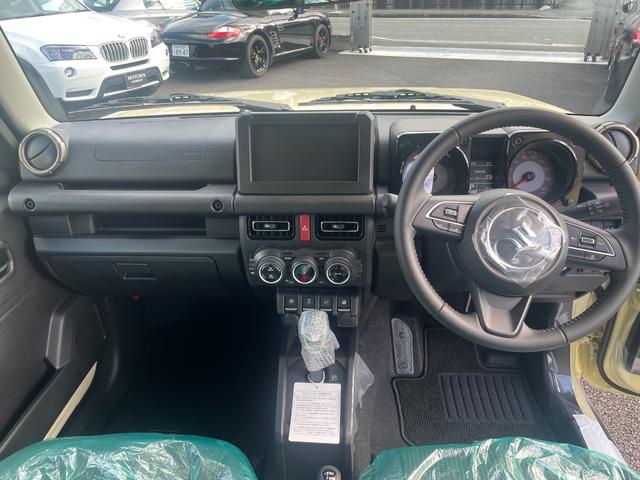 ジムニーノマド ＦＣ　登録未使用車　車検令和１０年１２月２３日まで　純正フロアーマット　衝突被害軽減ブレーキ　シートヒーター　ＬＥＤヘッドライト　プッシュスタート／スマートキー　保証書　取説　スペアーキー（4枚目）