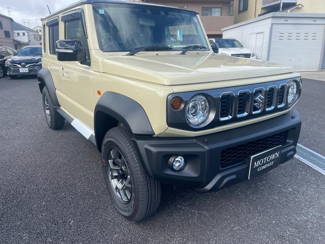 ジムニーノマド ＦＣ　登録未使用車　車検令和１０年１２月２３日まで　純正フロアーマット　衝突被害軽減ブレーキ　シートヒーター　ＬＥＤヘッドライト　プッシュスタート／スマートキー　保証書　取説　スペアーキー（11枚目）