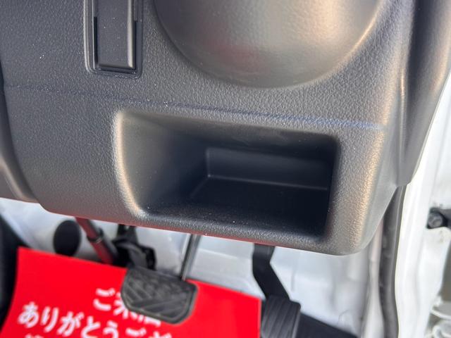 キャリイトラック ＫＣエアコン・パワステ　・パワーステアリング・エアコン・オートマチック・２ＷＤ・純正ラジオ・ヘッドライトレベライザー・荷台ゴムマット・１年保証付き（23枚目）