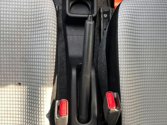 アルト Ｓ　・ワンオーナー車・衝突軽減ブレーキ・イクリプス製ナビ・ＴＶフルセグ・Ｂｌｕｅｔｏｏｔｈ機能・ＥＴＣ車載器・ＬＥＤヘッドライト・キーレス・運転席シートヒーター（20枚目）