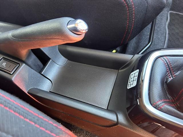 スイフトスポーツ ベースグレード ・6MT・スマートアシスト・純正8インチナビ・全方位モニター・TV・Bluetooth機能・ETC車載器・LEDヘッドライト・ALIEN製ECU・機械式LSD・スマートキー(37枚目)