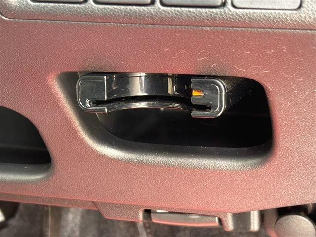 ムーヴ カスタム　ＲＳ　ハイパーＳＡＩＩ　・衝突軽減ブレーキ・純正ナビ・ＴＶフルセグ・Ｂｌｕｅｔｏｏｔｈ機能付・ＥＴＣ車載器・ＬＥＤヘッドライト・純正１５インチアルミホイール・スマートキー（23枚目）