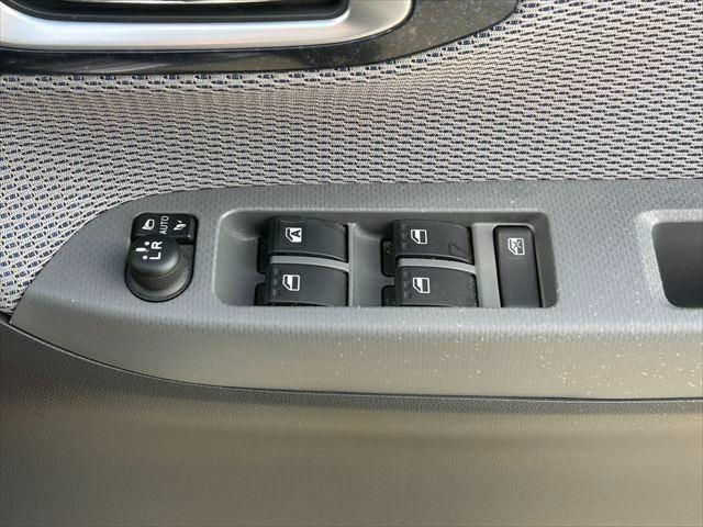 ムーヴ カスタム　ＲＳ　ハイパーＳＡＩＩ　・衝突軽減ブレーキ・純正ナビ・ＴＶフルセグ・Ｂｌｕｅｔｏｏｔｈ機能付・ＥＴＣ車載器・ＬＥＤヘッドライト・純正１５インチアルミホイール・スマートキー（36枚目）