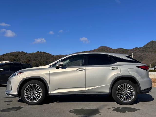 ＲＸ ＲＸ３００　バージョンＬ　・黒革シート・ムーンルーフ・純正ナビ・全方位バックモニター・ＴＶフルセグ・シートエアコン・ＬＥＤヘッドライト・雹害車両（5枚目）