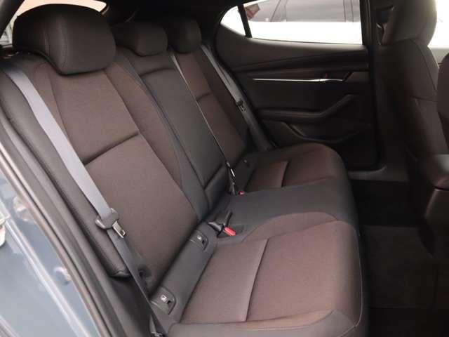 ＭＡＺＤＡ３ファストバック １．８　ＸＤ　プロアクティブ　ツーリング　セレクション　ディ　マツダ認定中古車　衝突被害軽減ブレーキ　ＢＯ（14枚目）