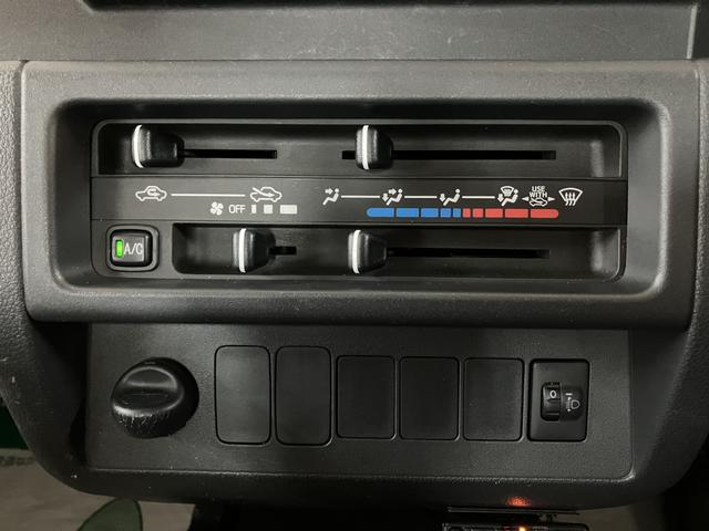 ハイゼットトラック スタンダード／エアコン／パワステ／１年保証／走行５．９万キロ　１年間走行距離無制限保証／走行５．９万キロ／ラジオ／エアコン／パワーステアリング／ＥＴＣ／ロングバイザー／ゴムマット／三方開／ＡＴ車／車検整備付き／（16枚目）