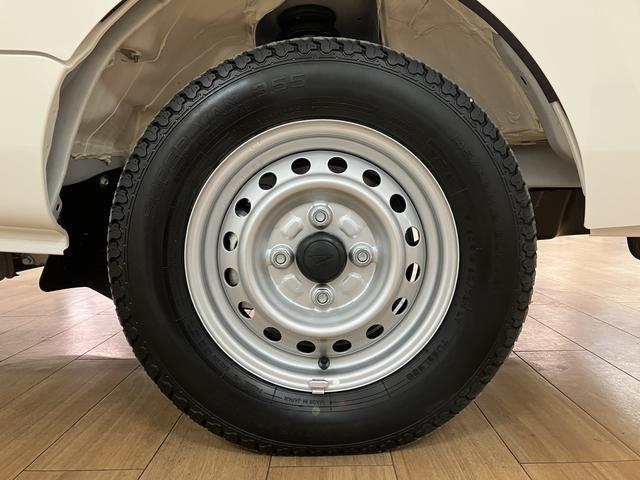 ハイゼットトラック スタンダード MT車/スマアシ/コーナーセンサー R.7年式//パワステ/コーナーセンサー/エアコン/衝突回避支援ブレーキ/車線逸脱抑制制御機能/ブレーキ制御付き誤発進抑制抑制機能/オートライト/(36枚目)
